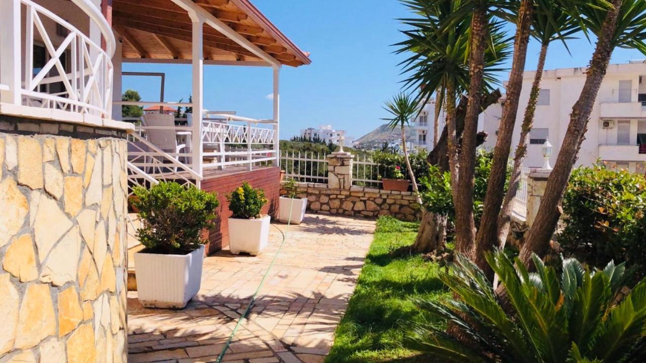 Apartments On The Beach Sarandë 외부 사진