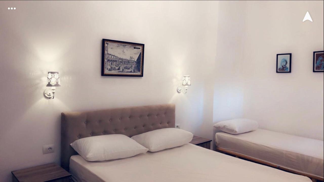 Apartments On The Beach Sarandë 외부 사진