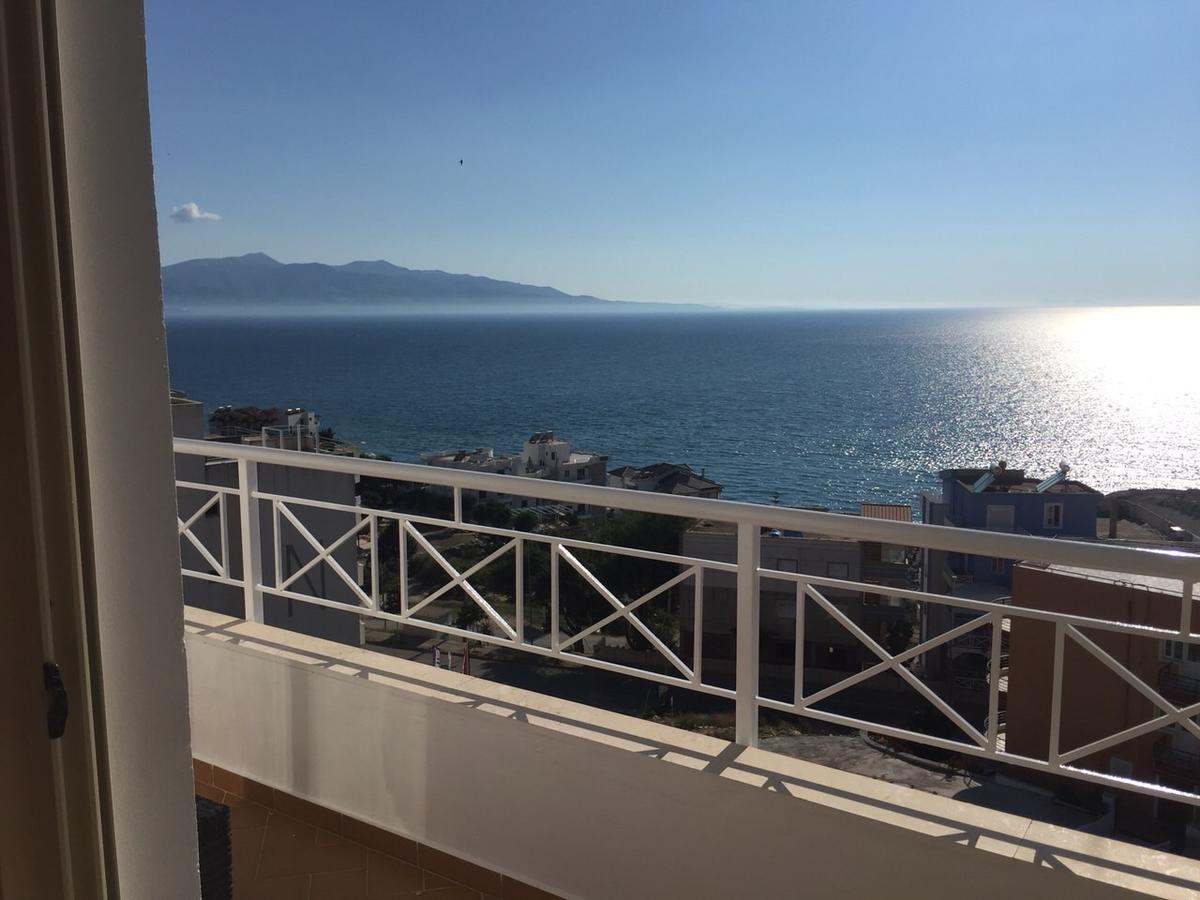 Apartments On The Beach Sarandë 외부 사진