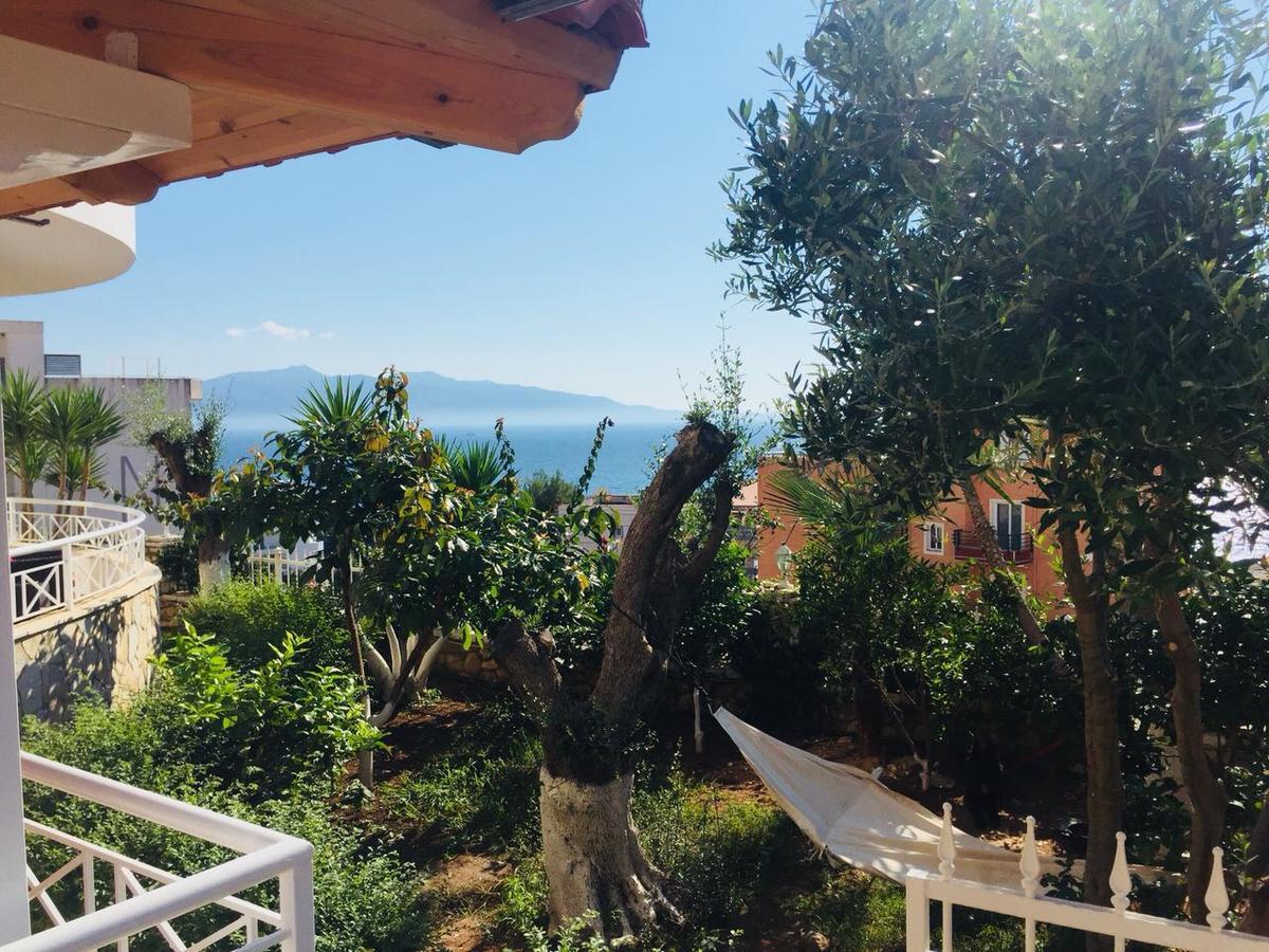Apartments On The Beach Sarandë 외부 사진
