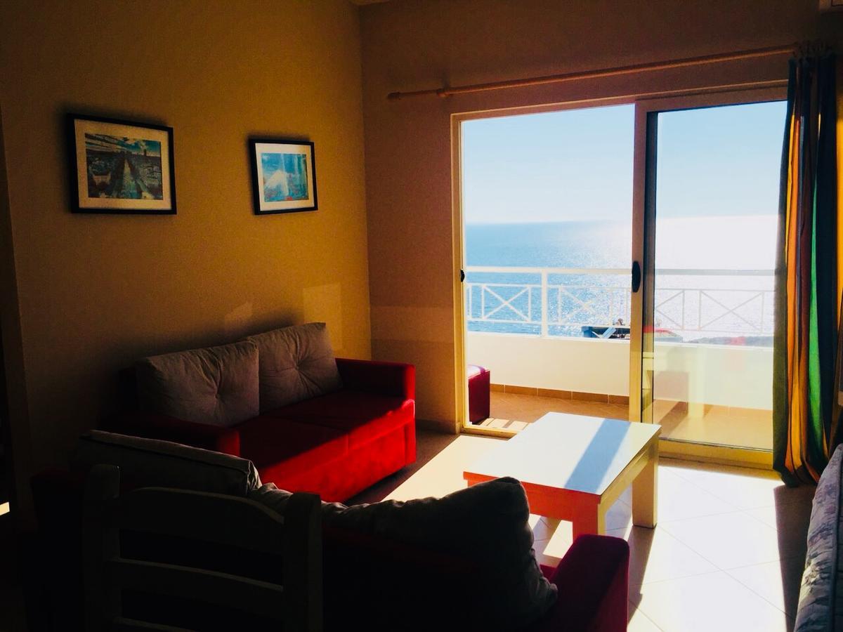 Apartments On The Beach Sarandë 외부 사진