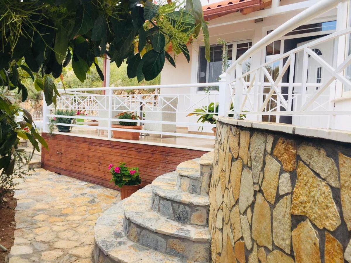 Apartments On The Beach Sarandë 외부 사진